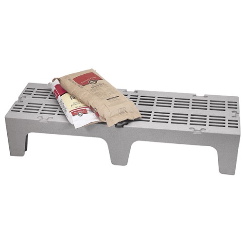 Suoliukas CAMBRO perforuotu paviršiumi, 30x53,3x152.5 cm (apkrova iki 1360 kg)
